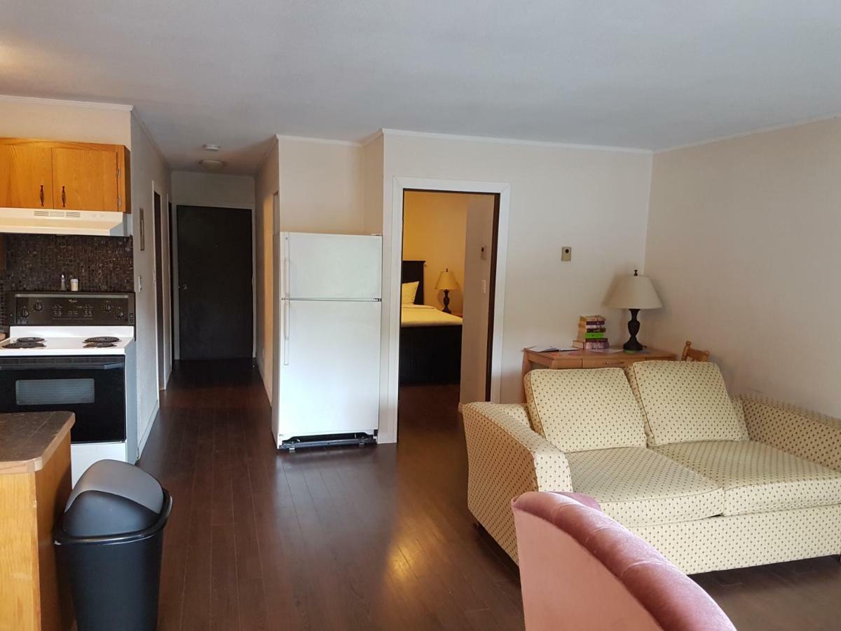 Apartmán Indoor Comfort In An Outdoor Paradise Sleeps 4- 5 Min To Golf & Ski Kimberley Exteriér fotografie