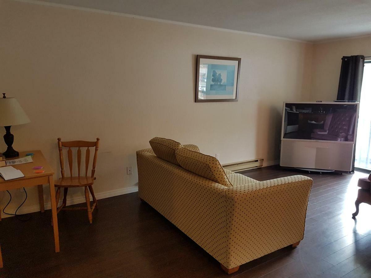 Apartmán Indoor Comfort In An Outdoor Paradise Sleeps 4- 5 Min To Golf & Ski Kimberley Exteriér fotografie